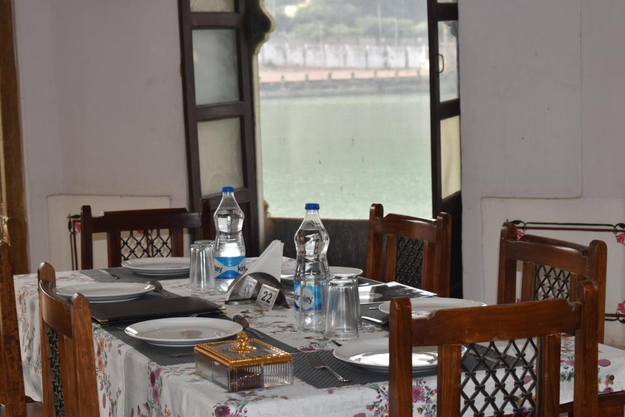 Hotel Nawal Sagar Palace - Būndi Exterior foto